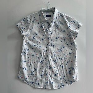 UNTUCKit Blue and Red Floral Casual Shirt (B0038)